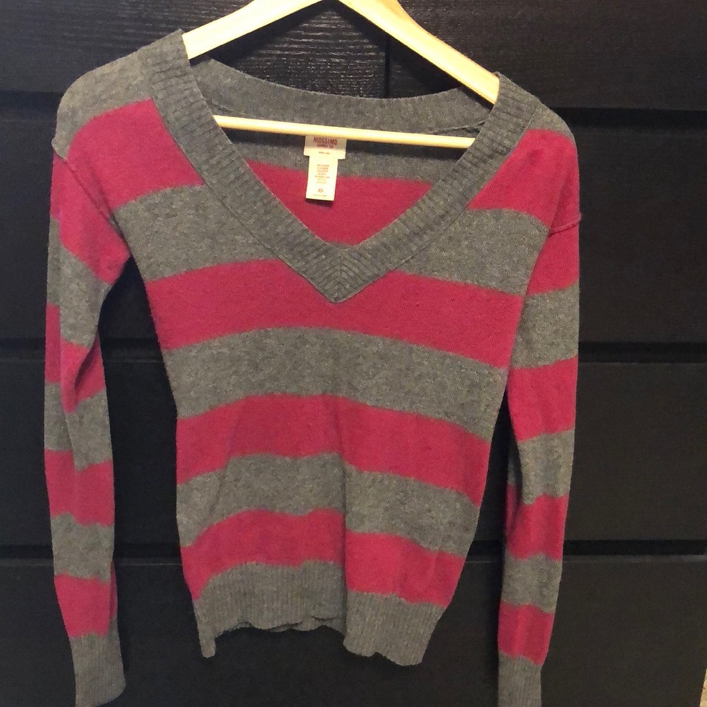 Comfy v-neck sweater
